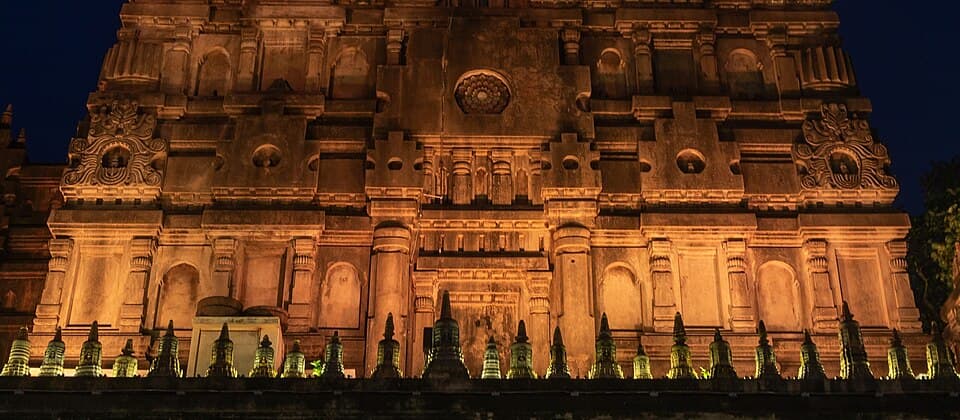 Buddhist Pilgrimage India — 16-Day Bus Tour — 3